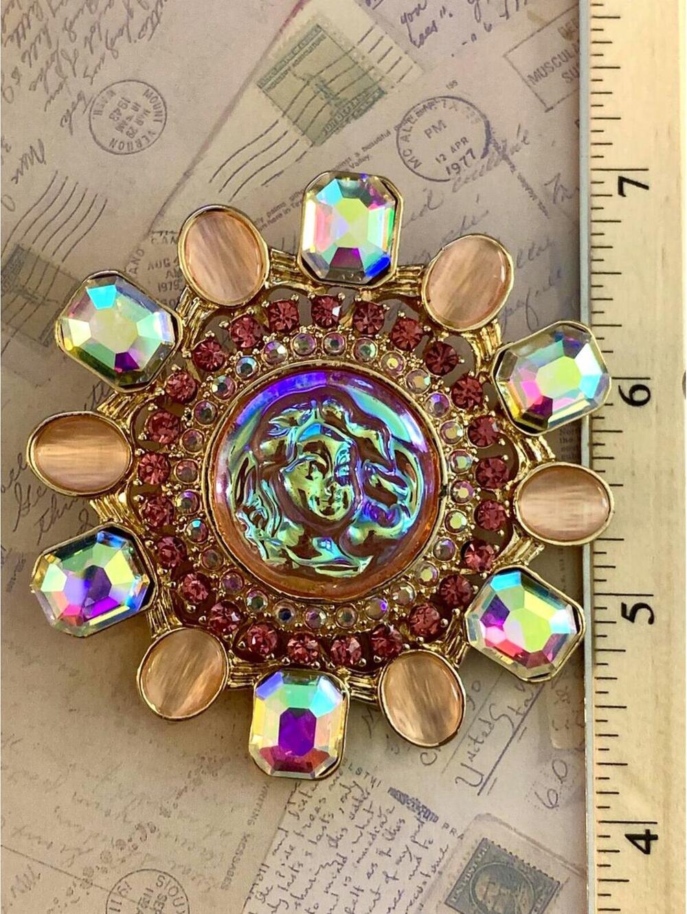Rose Goldtone Iridescent Cameo Sunburst Goddess Portrait Rhinestone Brooch - Picture 3 of 4